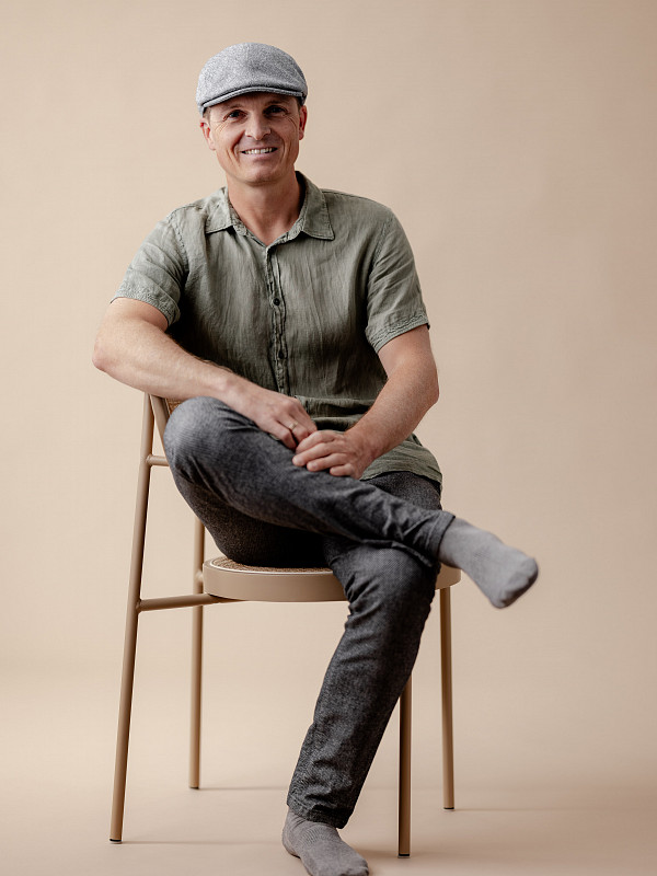 MARTIN BRAITO - Set Assistant | Post Production | Color Correction | Gaffer